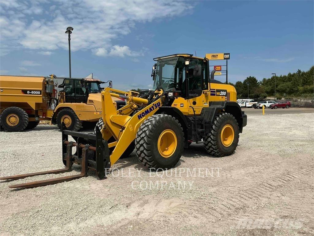 Komatsu WA200-8 Carregadeiras de rodas