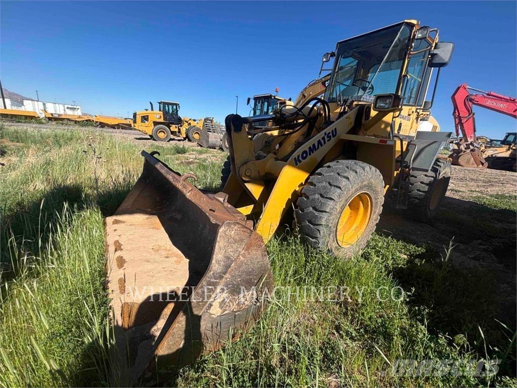 Komatsu WA250-5L Carregadeiras de rodas