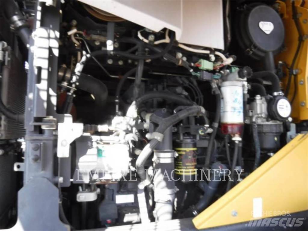 Komatsu WA270-8 Carregadeiras de rodas