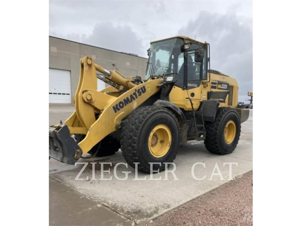 Komatsu WA320 Carregadeiras de rodas