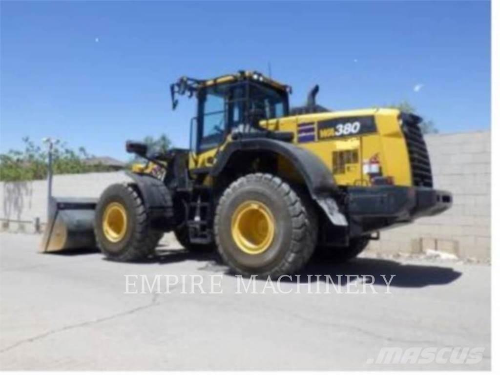 Komatsu WA380 Carregadeiras de rodas