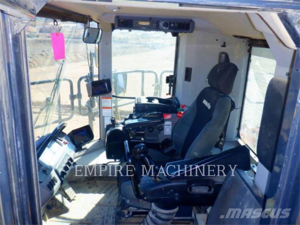 Komatsu WA900-8 Carregadeiras de rodas