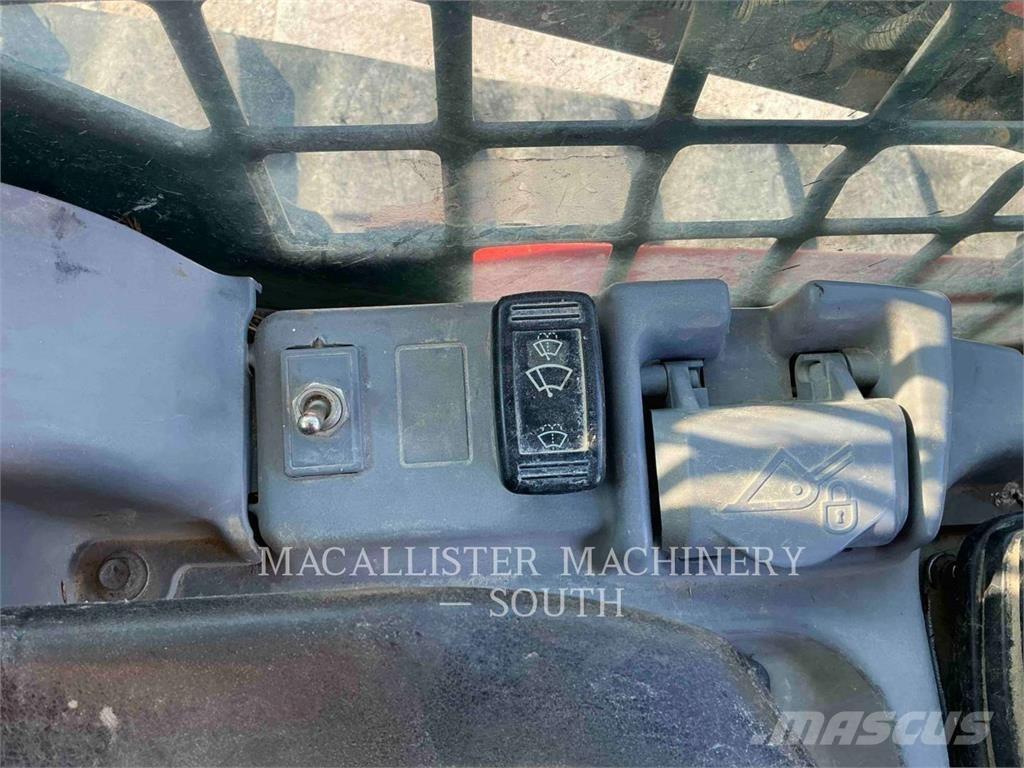 Kubota SVL75 Carregadoras de lagartas