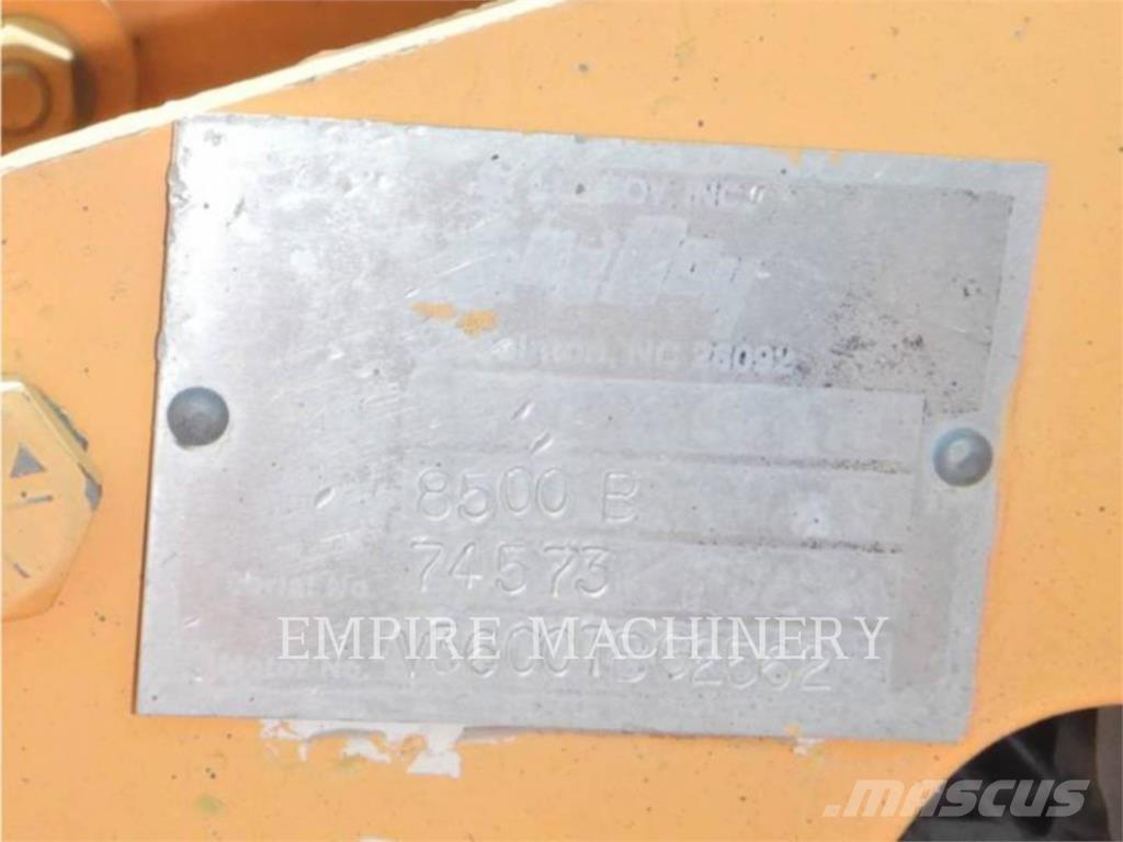 LeeBoy L8500B Espalhadoras de asfalto