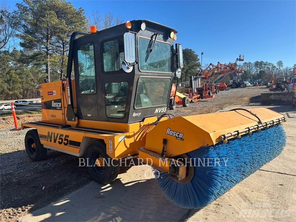 LeeBoy NV55 BROOM Varredoras