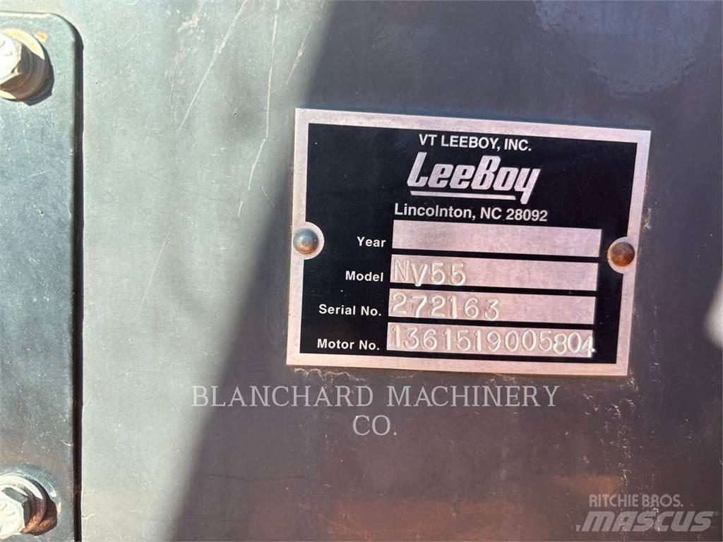 LeeBoy NV55 BROOM Varredoras