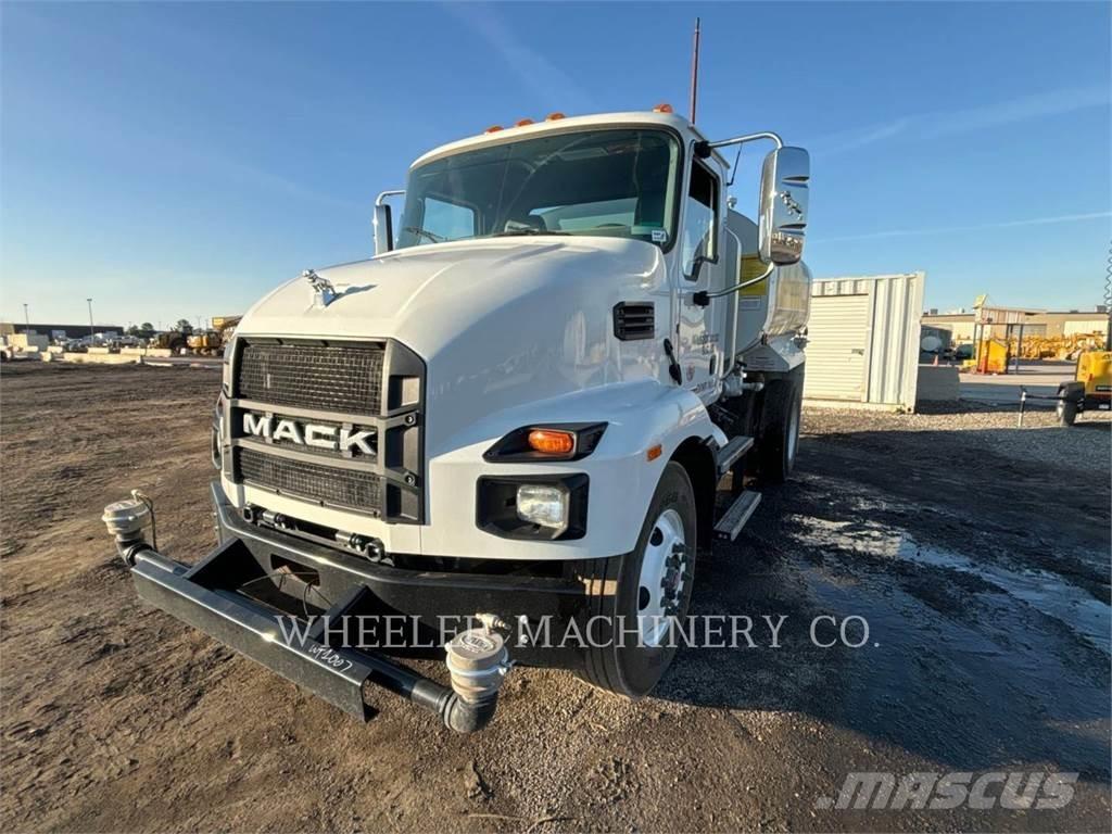 Mack WT2000 A Camiões-cisterna