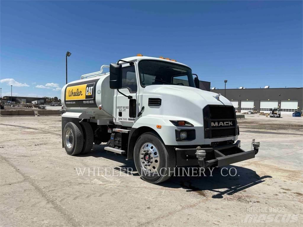 Mack WT2000 A Camiões-cisterna