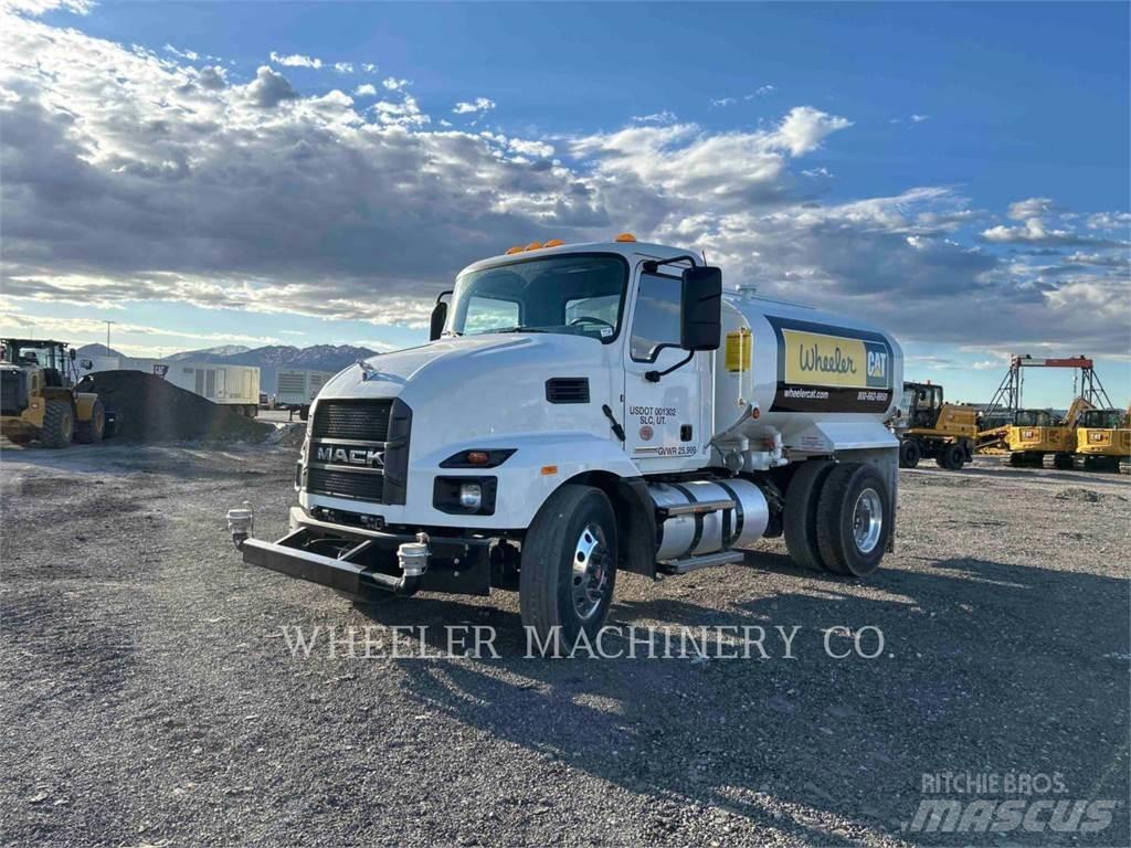 Mack WT2000 A Camiões-cisterna