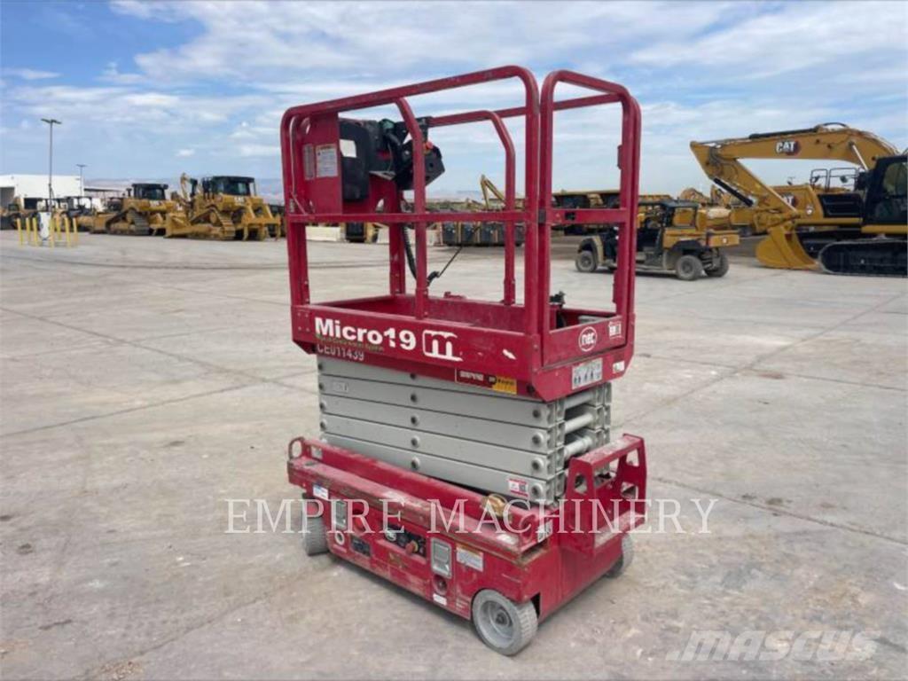 MEC MICRO 19 Elevadores braços articulados