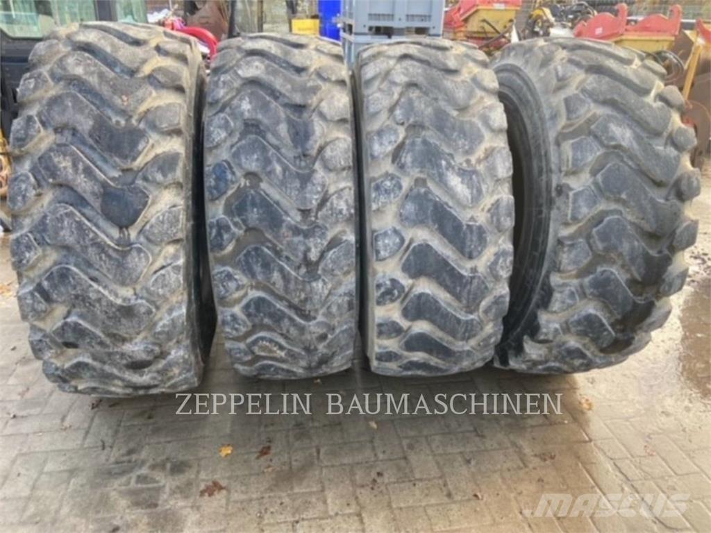 Michelin 4X 20.5R25XHA Pneus