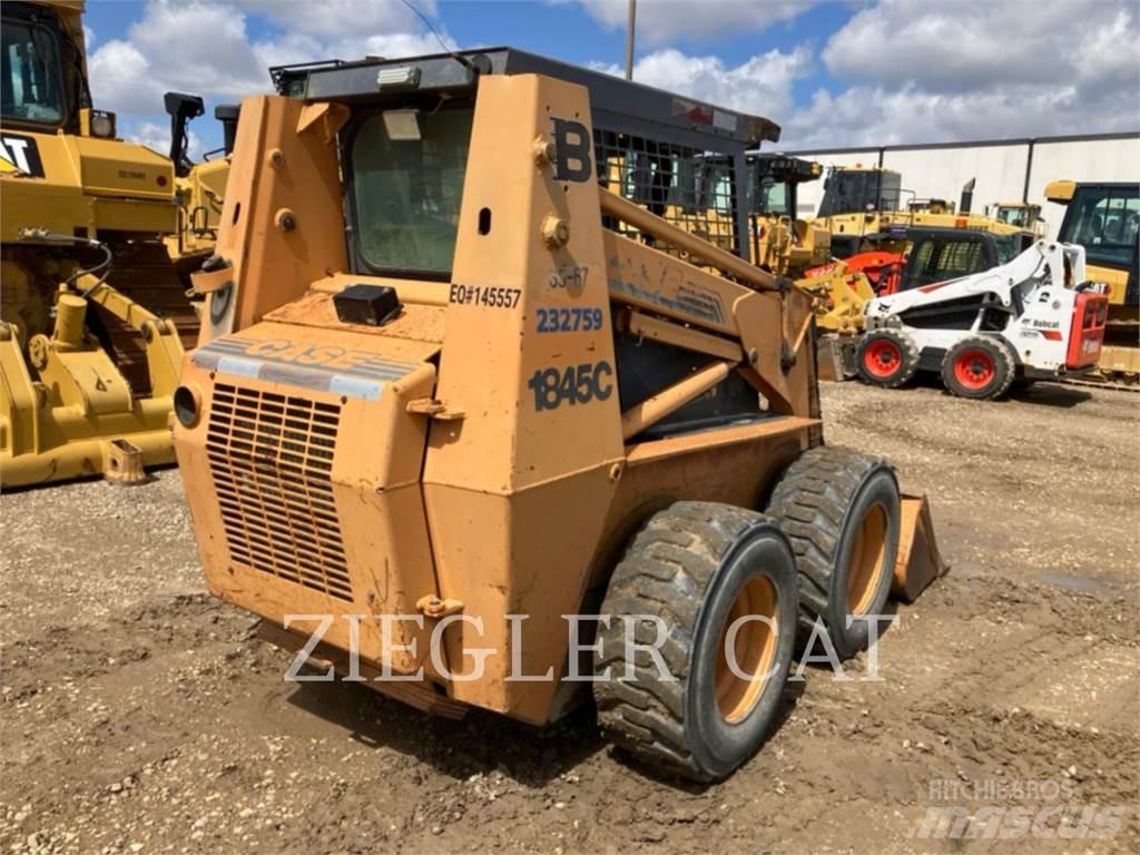New Holland 1845 Minicarregadeiras