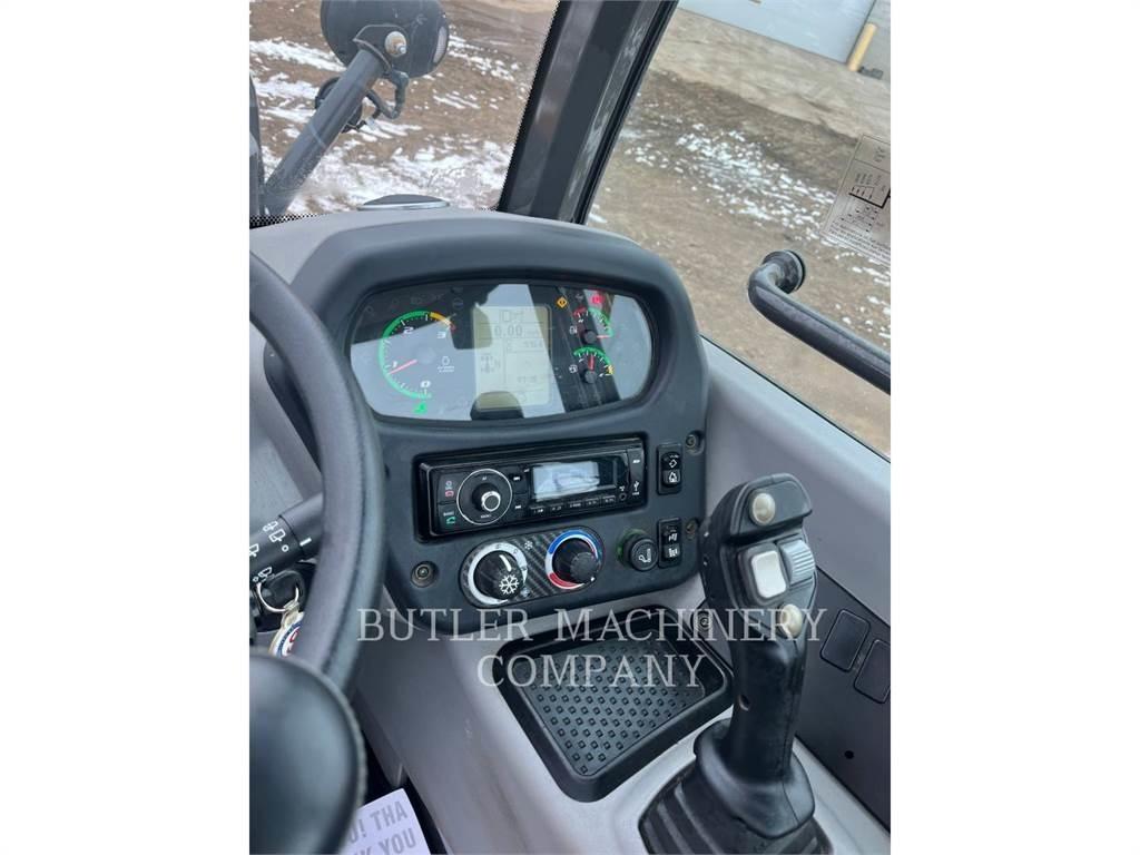 New Holland 321F Carregadeiras de rodas