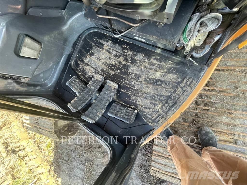 New Holland CX225 Escavadeiras de esteiras