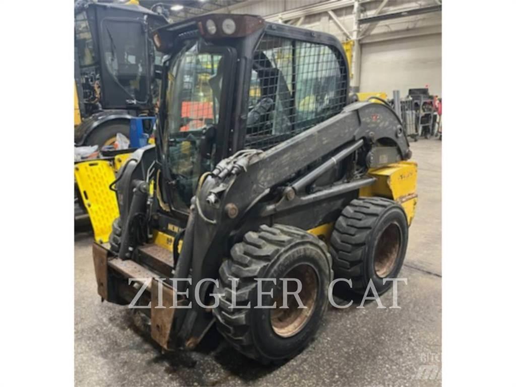 New Holland L220 Minicarregadeiras