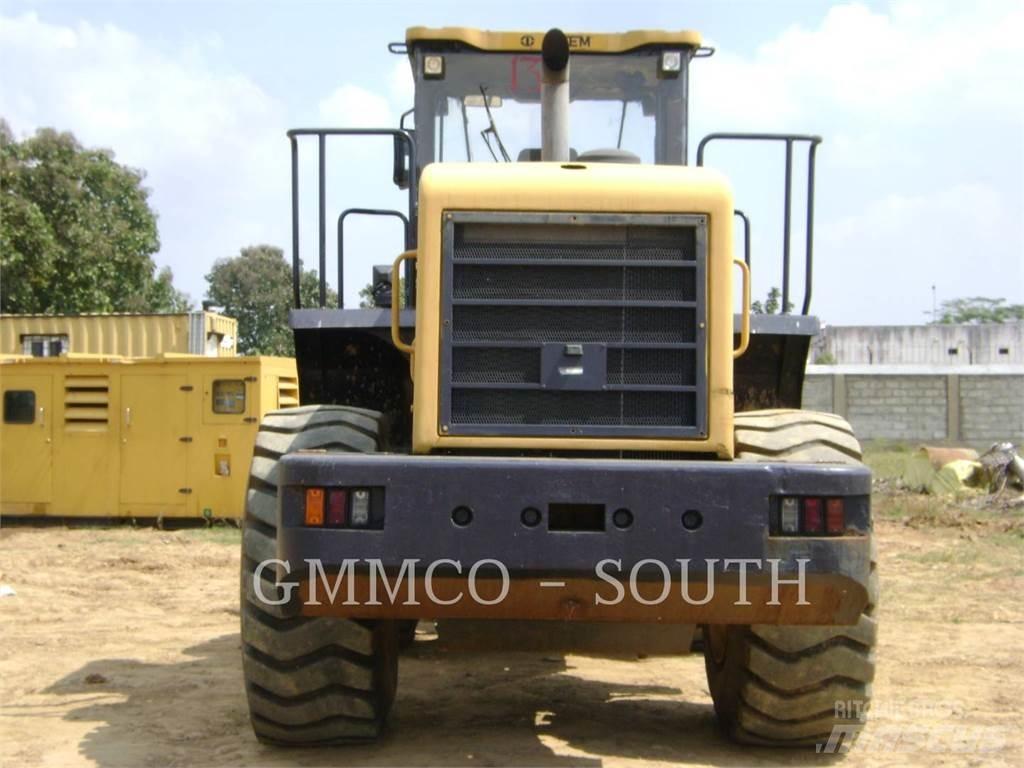 SEM CO. LTD 658C Carregadeiras de rodas