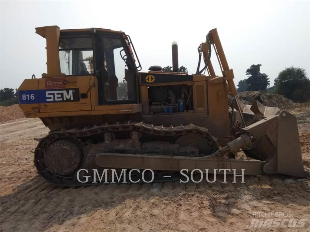 SEM CO. LTD 816 Dozers - Tratores rastos