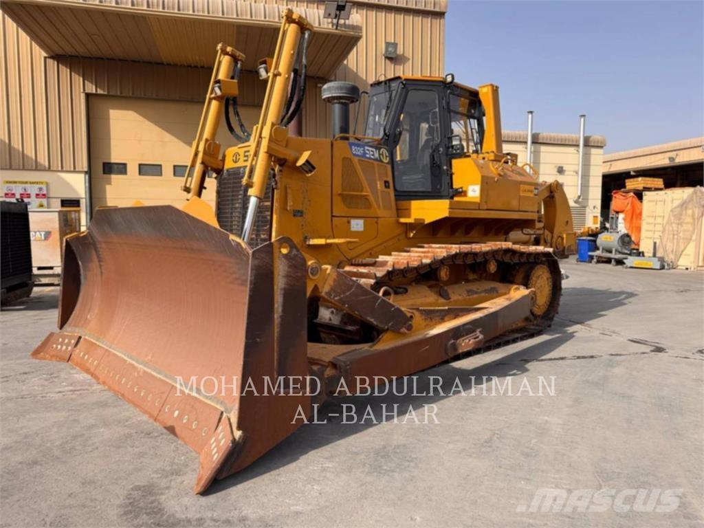 SEM MACHINERY SEM 832F Dozers - Tratores rastos