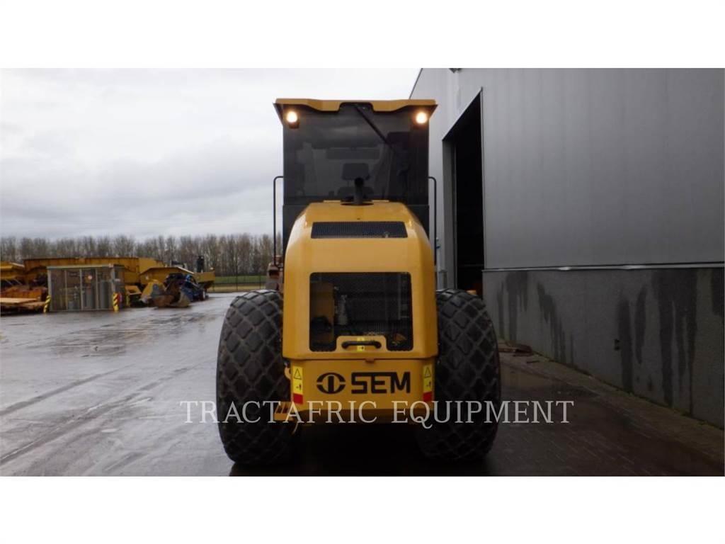 SEM MACHINERY SEM512 Compactadores para terra
