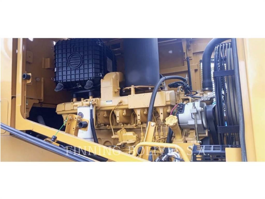 SEM MACHINERY SEM668D Carregadeiras de rodas