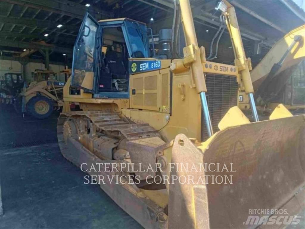 SEM MACHINERY SEM816D Dozers - Tratores rastos