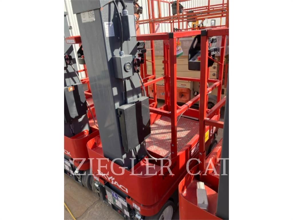 Skyjack SJ12 Elevadores de tesoura