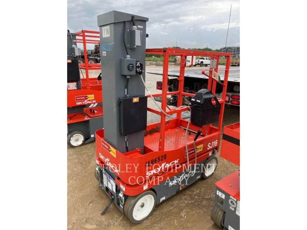 Skyjack SJ16 Elevadores de tesoura