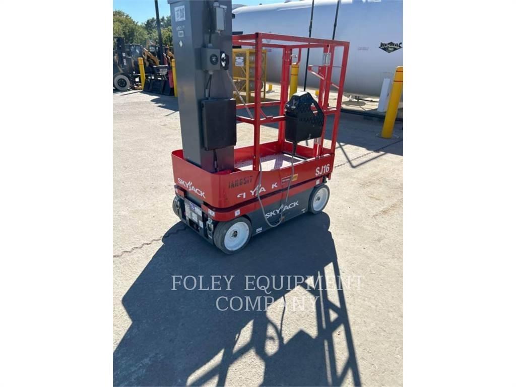 Skyjack SJ16 Elevadores de tesoura