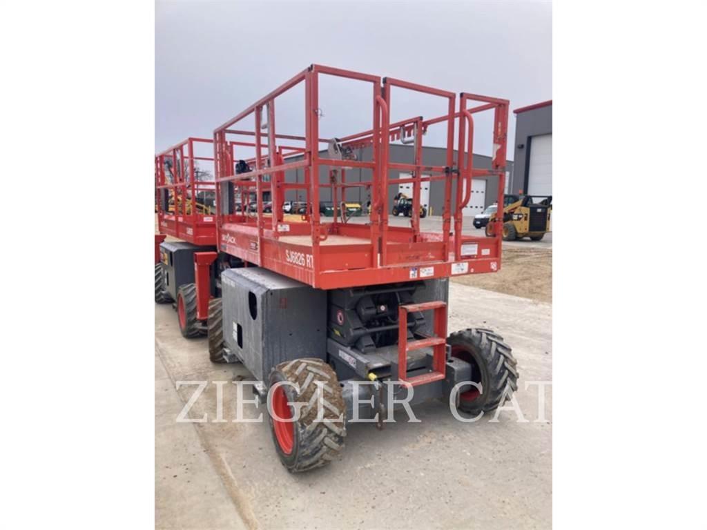 Skyjack SJ6826RT Elevadores de tesoura