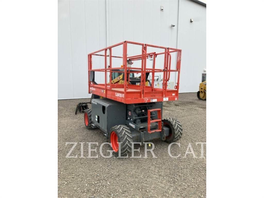 Skyjack SJ6826RT Elevadores de tesoura
