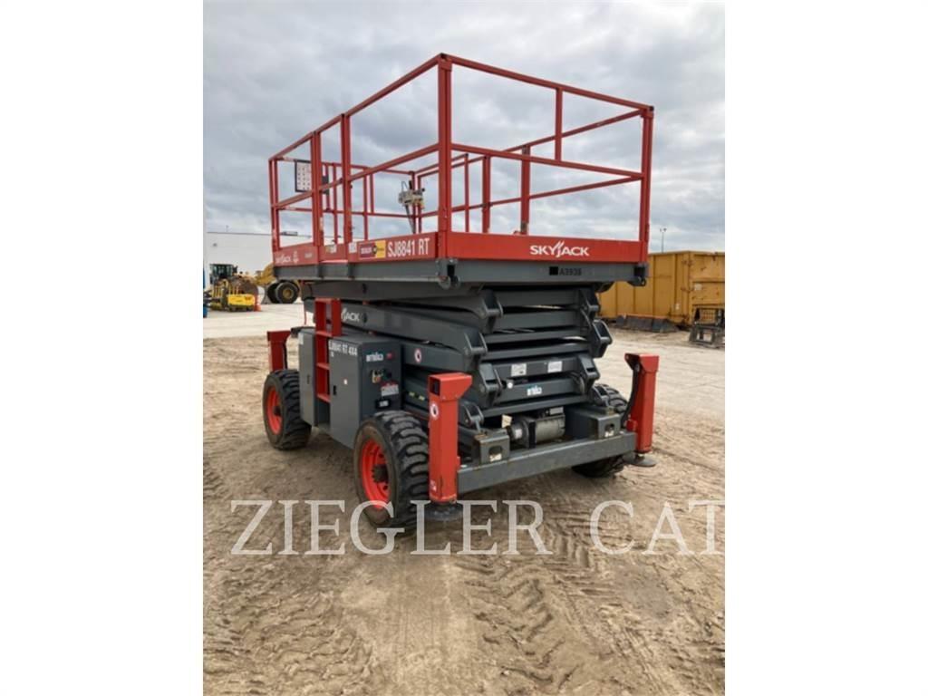 Skyjack SJ8841 Elevadores de tesoura