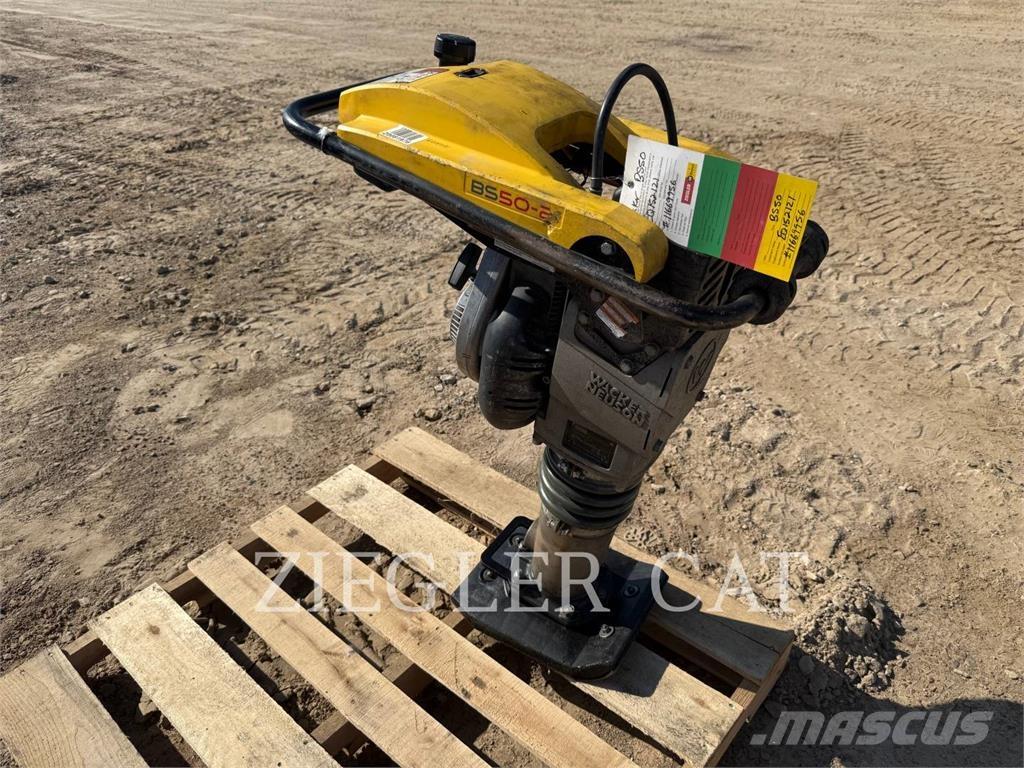 Wacker BS50-2 Compactadores para terra
