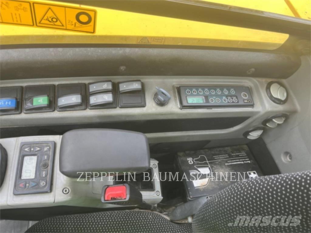 Wacker EW100 Escavadoras de rodas