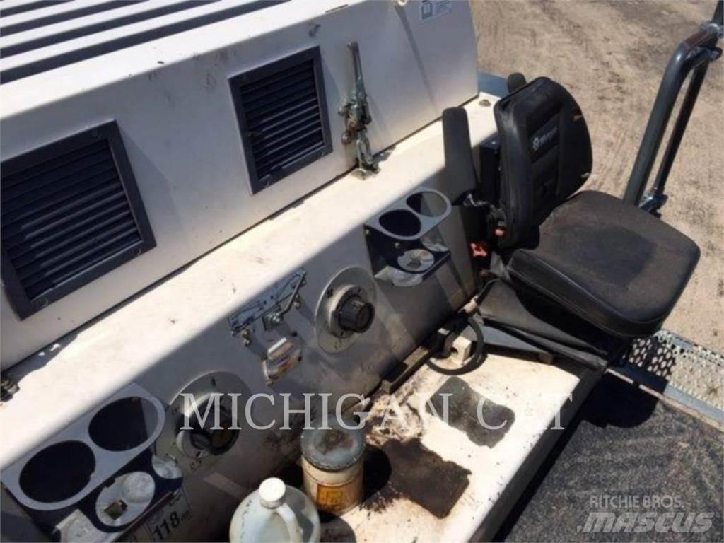 Wirtgen W2100 Moinhos de asfalto a frio