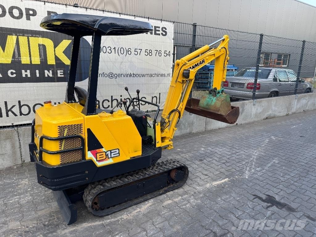 Yanmar B12 Miniescavadeiras