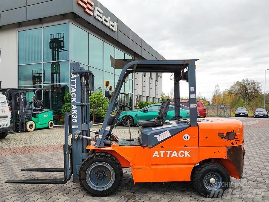 Attack AK35 Empilhadores Diesel