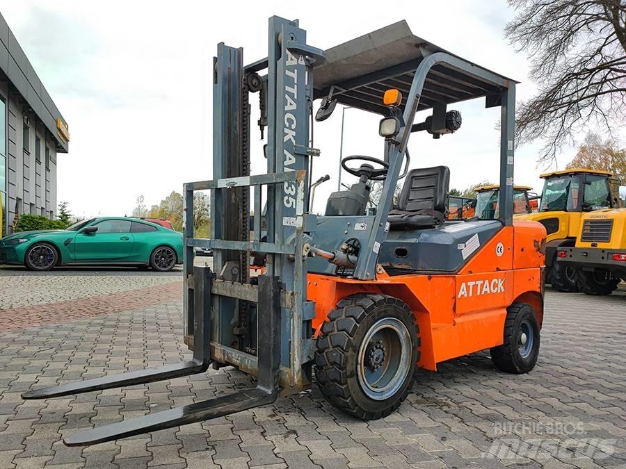 Attack AK35 Empilhadores Diesel