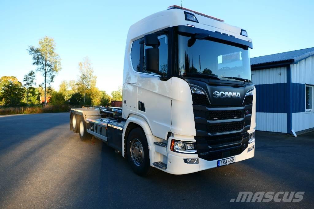 Scania R590B6x2nb Camiões Ampliroll