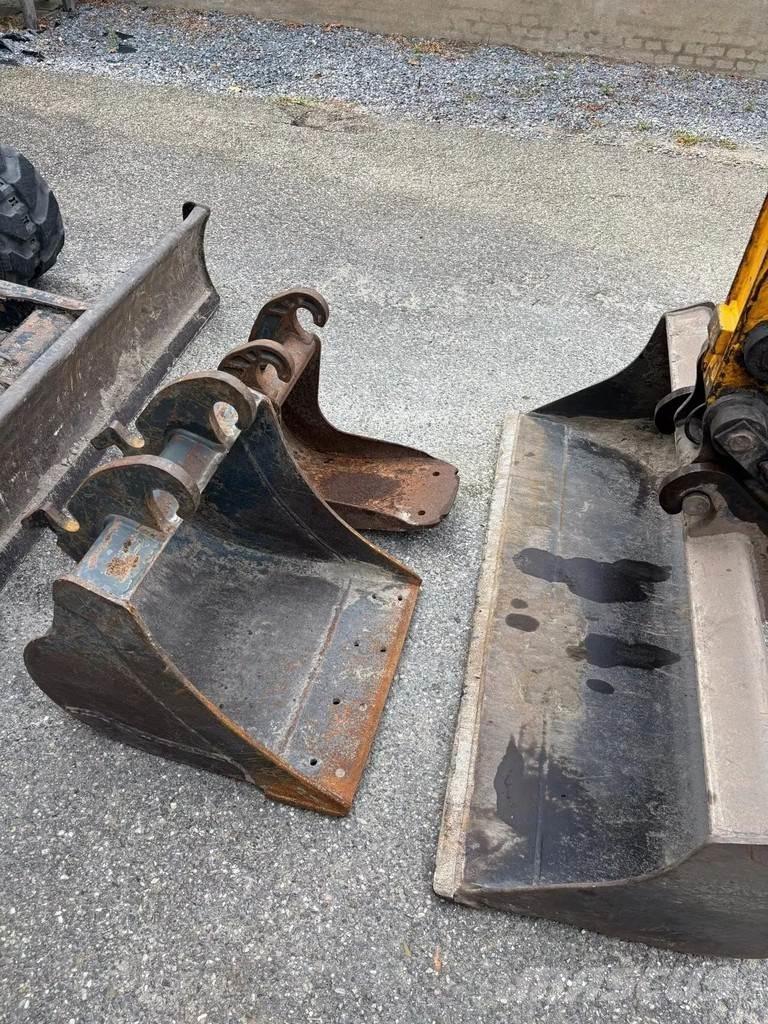 JCB 8026 CTS Miniescavadeiras