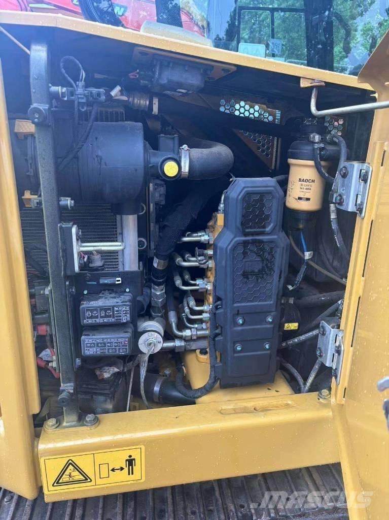 CAT 306 Miniescavadeiras