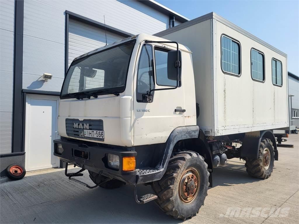 MAN 10.185LAEC 4X4 Caminhões de caixa fechada