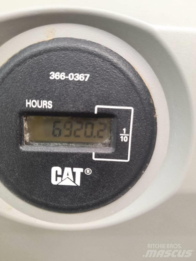 CAT 326 F Escavadeiras de esteiras