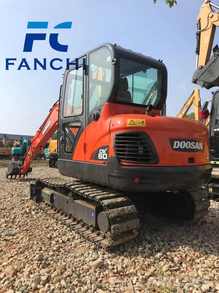Doosan DX 60 Escavadeiras de esteiras