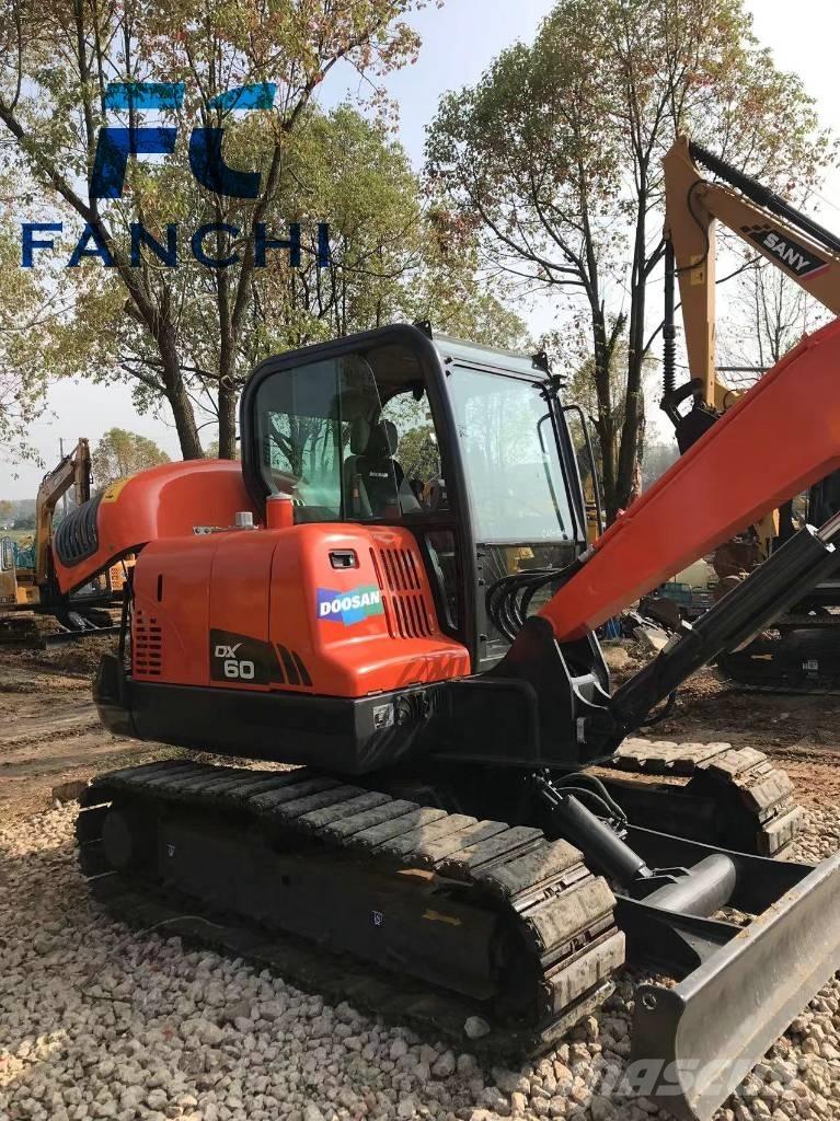 Doosan DX 60 Escavadeiras de esteiras