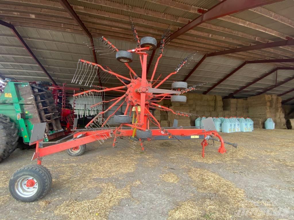 Kuhn GA 8121 Gadanheiras-fileiras