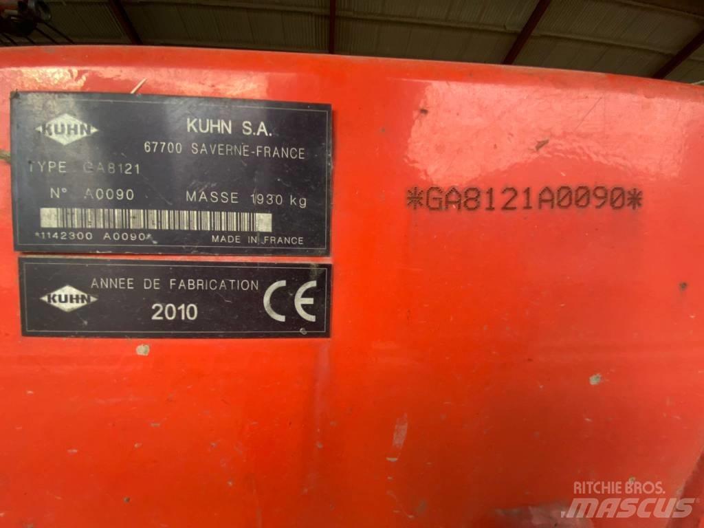 Kuhn GA 8121 Gadanheiras-fileiras