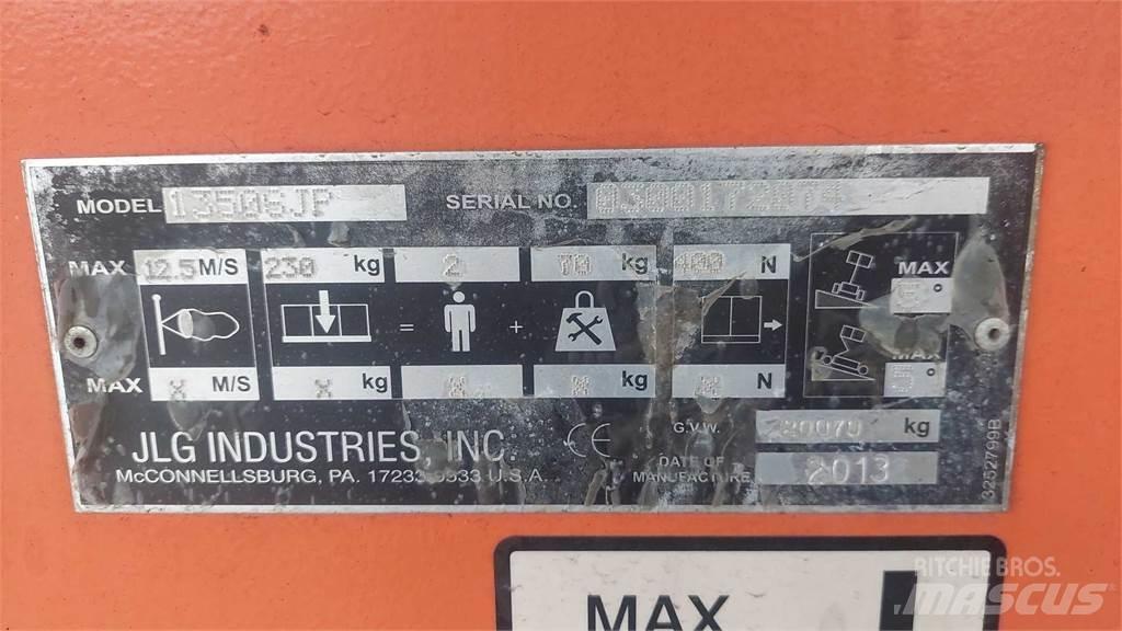 JLG 1350SJP Elevadores braços Telescópicos