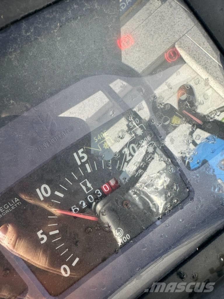 New Holland TN 70 Tratores Agrícolas usados