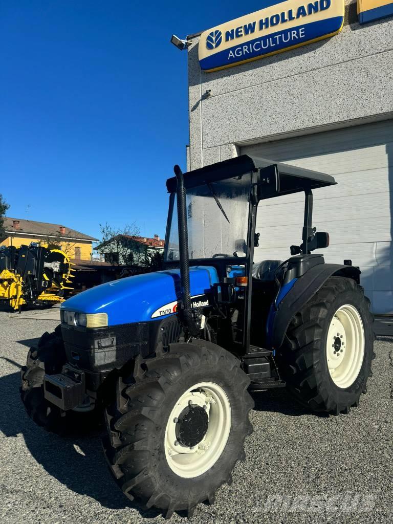 New Holland TN 70 Tratores Agrícolas usados