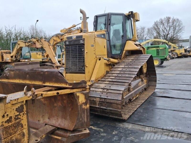 CAT D6N Dozers - Tratores rastos